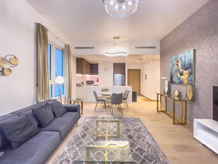 דובאי Lovely 2-Bedroom Vacation Home Near Beach מראה חיצוני תמונה