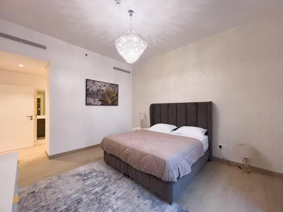 דובאי Lovely 2-Bedroom Vacation Home Near Beach מראה חיצוני תמונה