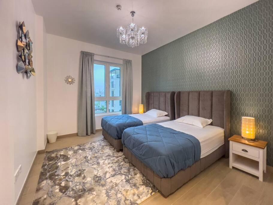 דובאי Lovely 2-Bedroom Vacation Home Near Beach מראה חיצוני תמונה